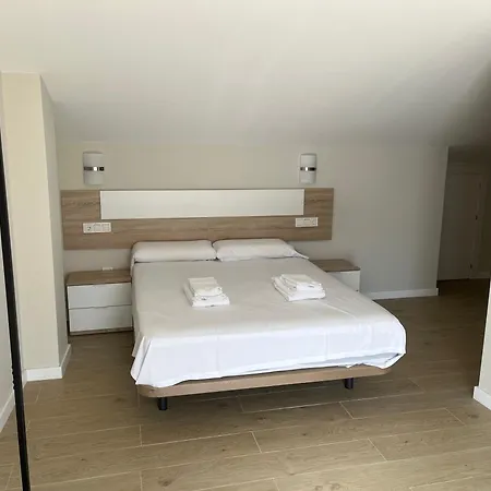 Pinar Centro C/alvarez Apartment Malaga